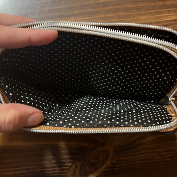 NWT true craft brown wristlet - Picture 6 of 12